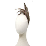 Diadema de plumas Hasna