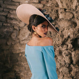 pamela brigitte burdeos modelo atrás