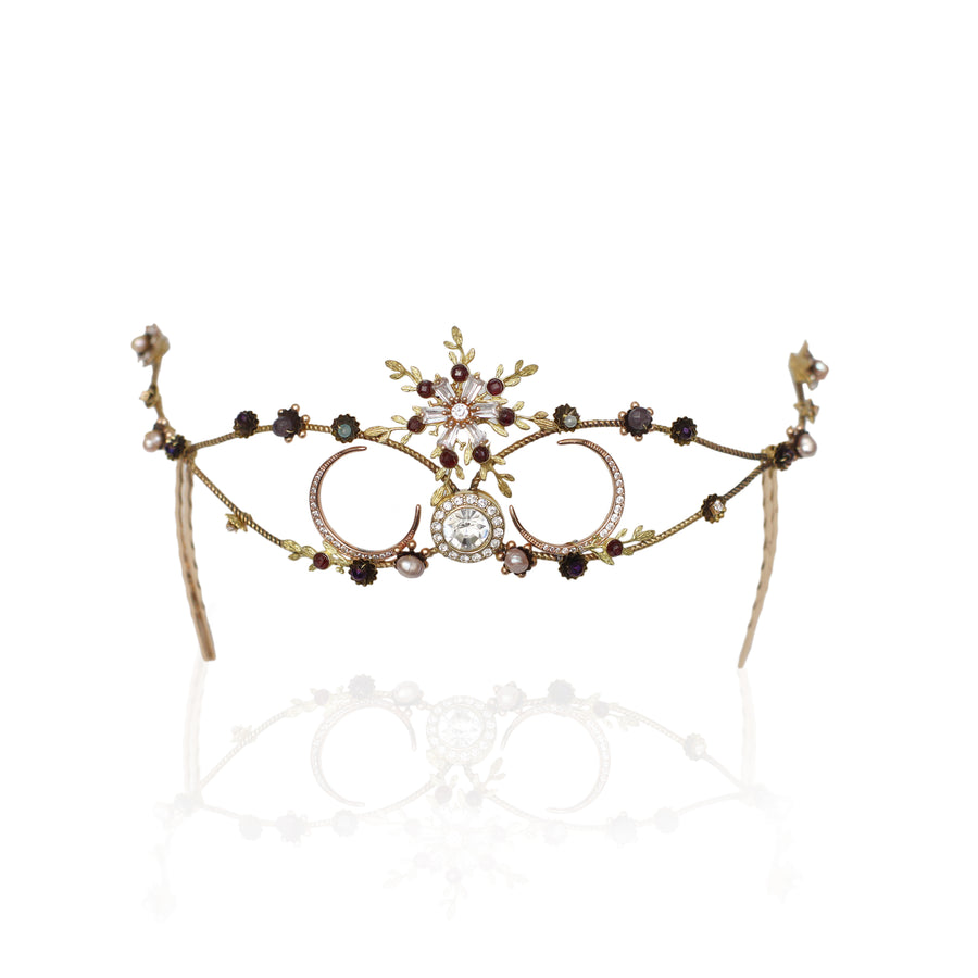 Mina Crown